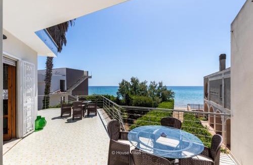 Noto Marina Villa | House&Villas - Baia delle Sirene
