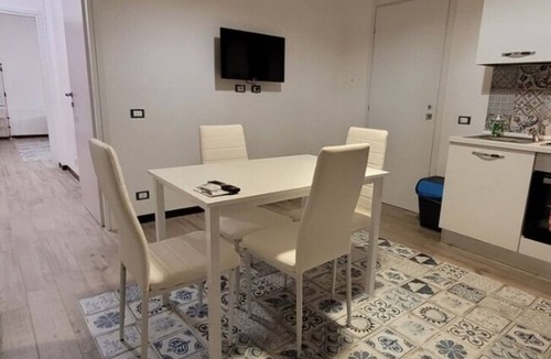 Corso dei Mille - Sant'Erasmo Apartment | Housestation suite
