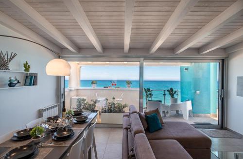 Sant'Agata di Militello Apartment | "I MORI LUXORY APARTMENTS" - Attico mansardato con incantevole vista mare