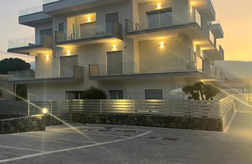 Fondachello Apartment | I Siciliani beach house