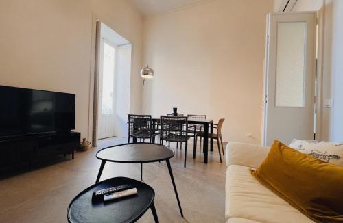 Ortigia Apartment | Iconic Ortigia Residence - CarAccess PrimeLocation DiningGuide