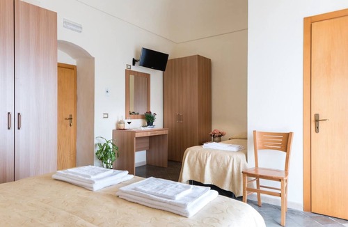 Vizzini Bed & Breakfast | Il Campanile B&B