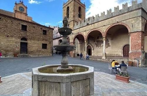 Castelbuono Apartment | Il Cortiletto