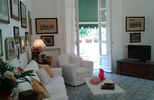 Capo d'Orlando Villa | Il Giardino dei Merli, a charming home from the early 1900s, a stone's throw from the sea