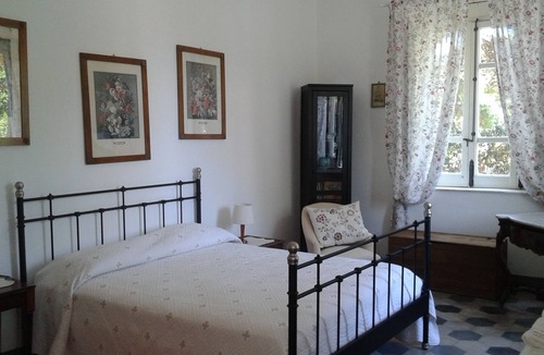 Capo d'Orlando Villa | Il Giardino dei Merli, a charming home from the early 1900s, a stone's throw from the sea