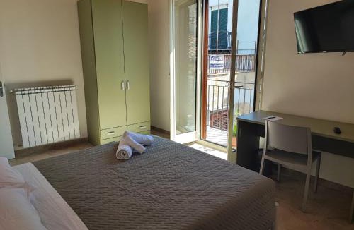 Giuliana House | Il Giardino dei Semplici - Casa Vacanze e Affitti Brevi di F A Quartararo