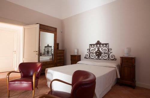 San Leonardello House | Il Melograno