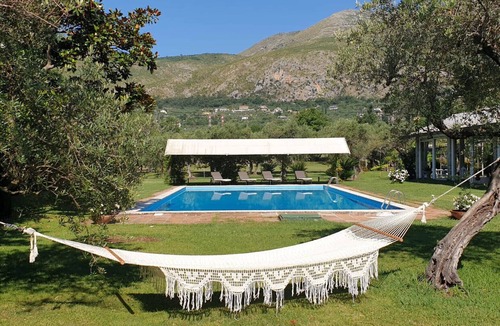 Formia Villa | IL QUADRIFOGLIO Villa with pool in Formia - Lazio