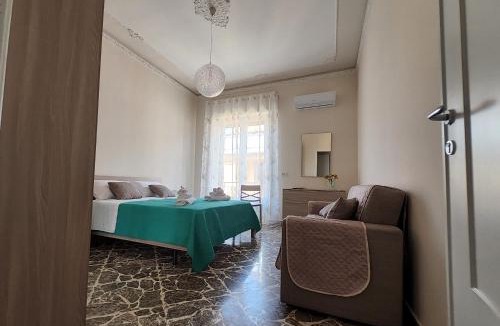Stazzo House | IL SOLE SUL MARE a 100 m dal lungomare di Stazzo
