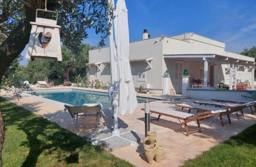 Impalata Villa | Il Vecchio Carrubo - Villa con piscina a sfioro
