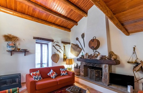 Reitano Villa | Il Vecchio Palmento by Typney