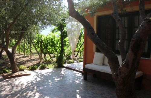 Gaggi House | Il Vigneto "Cottage"
