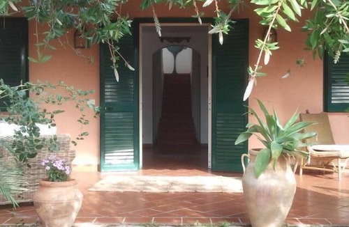 Cefalu Villa | In Cefalù, a relaxing villa surrounded by a green garden with a terrace overlooking the sea