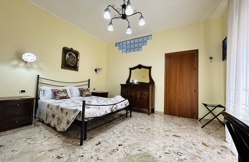 Gela Bed & Breakfast | In the center of Gela with a panoramic terrace and to 350 meters from the beach