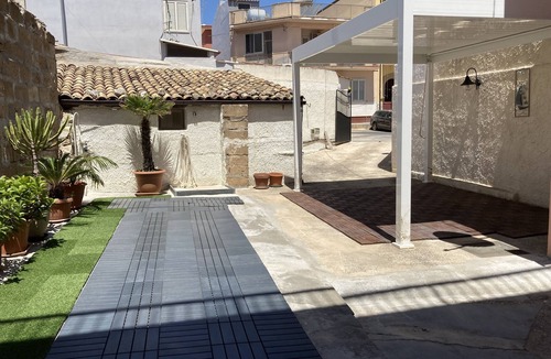 Portopalo di Capo Passero House | Independent house with large veranda