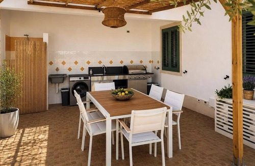 Santa Maria del Focallo Hotel | Independent villa just 500 metres from beautiful beaches. Private parking.