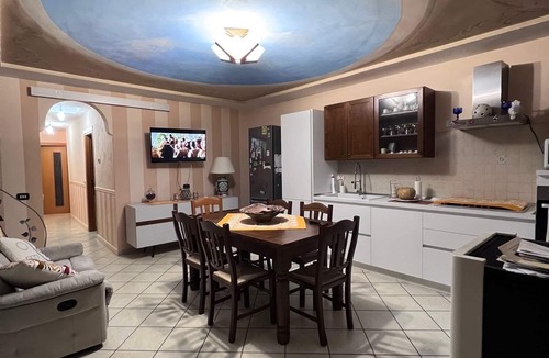 Pompei Apartment | Independent house