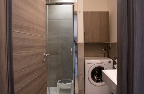 Lascari Apartment | INDEPENDENT STRUCTURE