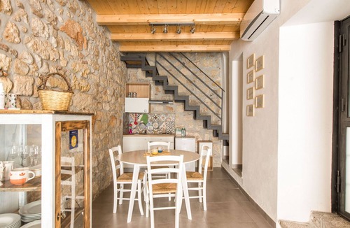 Monte di Pieta Apartment | Interno1 Apartment dietro il Teatro Massimo by Wonderful Italy