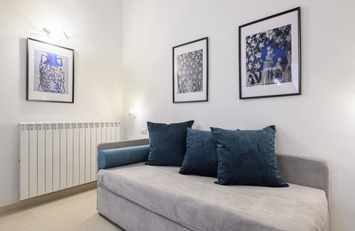 Historical Center Apartment | Into Mann - Five Bedroom Apartment, Sleeps 12