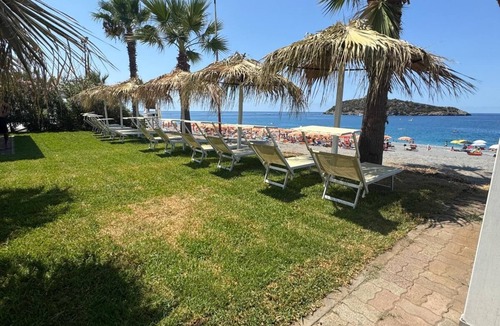 Cucco-Riviere House | IPANEMA FAMILY CLUB DIAMANTE - BUNGALOW BY THE SEA 2