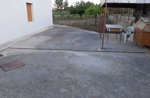 Cianciana Villa | ISOLATED VILLA A FEW STEPS FROM THE COUNTRY, RELAX AND OPPORTUNITIES.