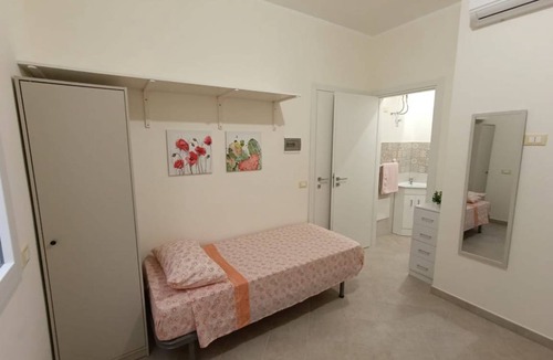 Corso dei Mille - Sant'Erasmo House | 18 m² House ∙ 1 guest