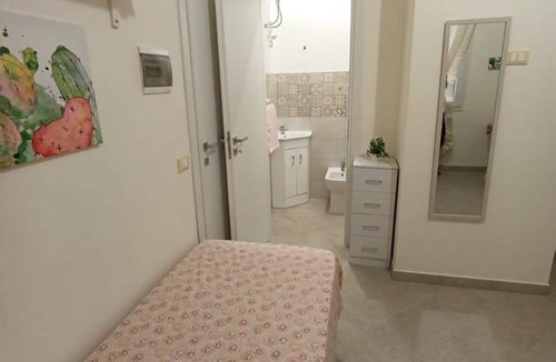 Corso dei Mille - Sant'Erasmo House | 18 m² House ∙ 1 guest