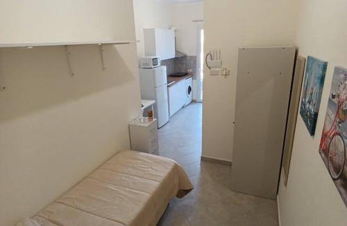 Corso dei Mille - Sant'Erasmo House | 20 m² House ∙ 1 guest