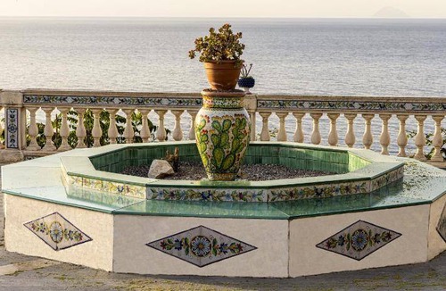 Santo Stefano di Camastra Bed & Breakfast | 55 m² Bed and breakfast ∙ 4 guests