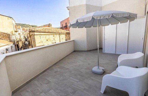 Santo Stefano di Camastra Bed & Breakfast | 55 m² Bed and breakfast ∙ 4 guests