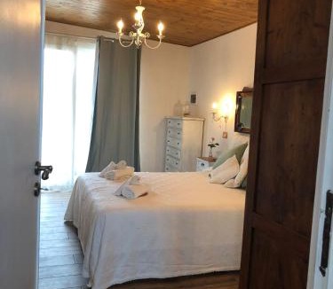 Castelvetrano House | Jess & Joe's