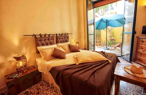 Locri Bed & Breakfast | Kalinikta B&B