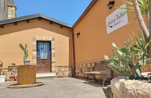 Caltanissetta House | L' Antica Trebbia - Rooms