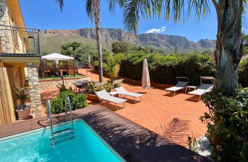 Terrasini House | La Caletta Casa Vacanze, PRIVATE POOL