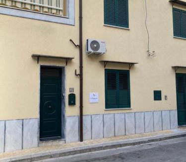 Porticello House | La Capinera Holidays