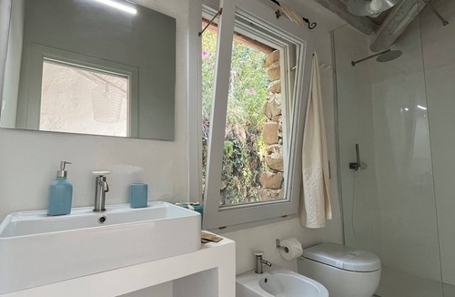 Capo d'Orlando Bed & Breakfast | La Casa del Nespolo Exclusive Country Suites w/Seaview Pool, Sunset Terrace&RHIB