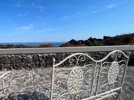 Stazzo House | La Casa diLà sul Mare