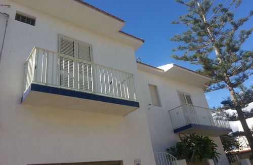 Cava dʼAliga House | LA CASA SOPRA IL MARE