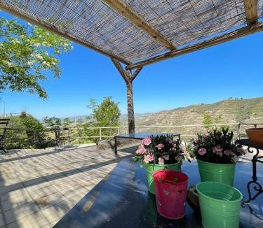 Enna House | La Casa Sulla roccia
