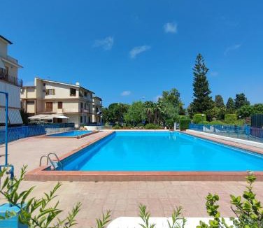Falcone Apartment | La Casetta della Baia Blu
