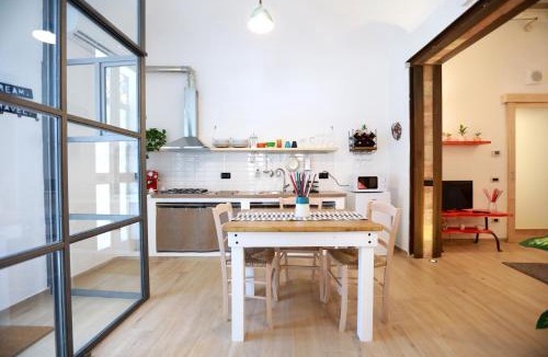 Montegrappa Apartment | La Casetta delle Scienze Suite