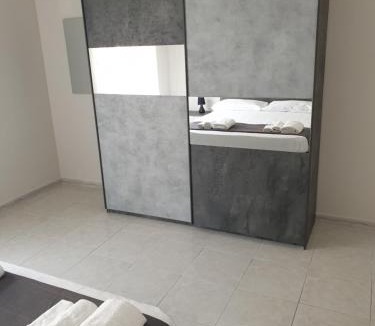 Grottasanta Apartment | la casetta di francesco