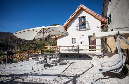 Agerola Ski Chalet | La Casetta di nonna Olga-Chalet
