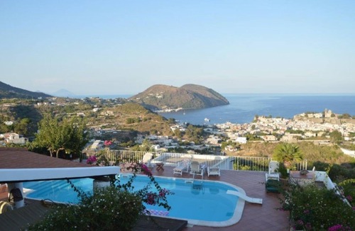 Monte Gallina House | La Chiara panoramic and suggestive house with swimming pool in Lipari