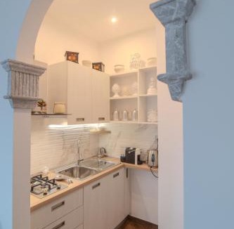 Castelmola Apartment | La Chicca Sicily Holiday House