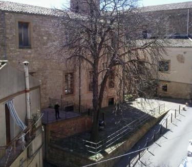 Piazza Armerina House | La Dea Bendata