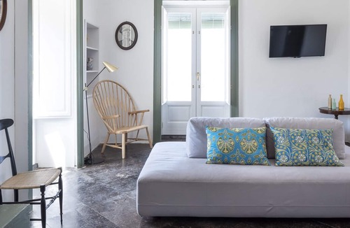 Ragusa Villa | La Dolce Vita - Six Bedroom Villa, Sleeps 16