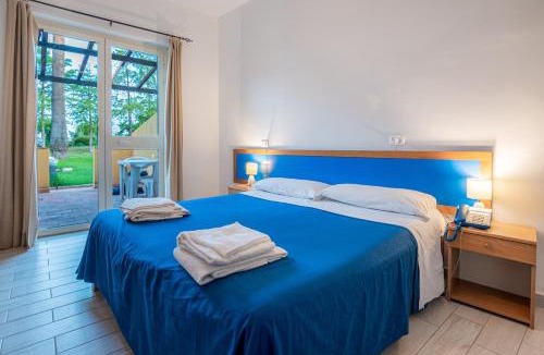 Isca Marina Hotel | La Feluca
