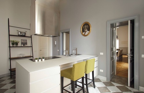 Kalsa Apartment | La Kalsa Charming Maison Elegant home in the heart of Palermo's historic center